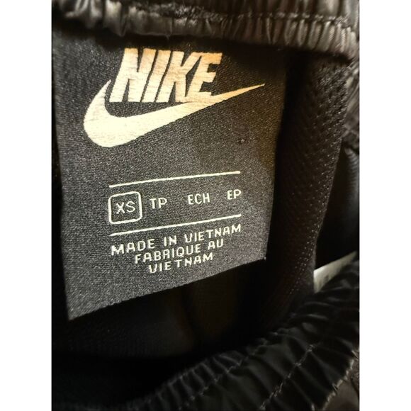 Nike Women's Black Sportswear Woven Cargo Rebel Track Jogger Pants Size XS - Picture 7 of 13